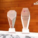 โฮมโปร คว้า 2 รางวัล : Outstanding CEO , CFO  