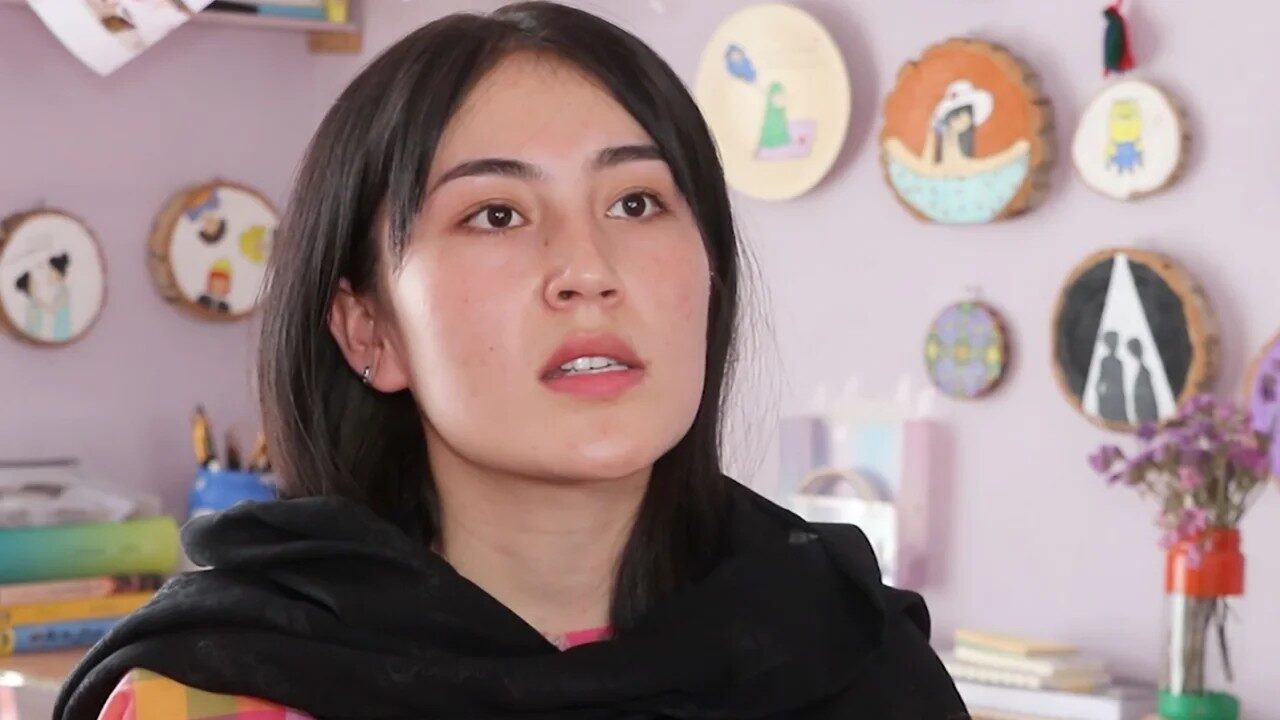 ซาห์รา หญิงวัย 20 ปีในกรุงคาบูล ประเทศอัฟกานิสถาน