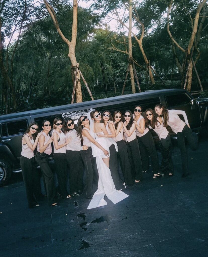 คิมเบอร์ลี่ และเพื่อนเจ้าสาว