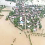 ฝนตกหนัก น้ำยังล้นตลิ่ง ไหลท่วมหนัก ชาวบ้านประสบอุทกภัย นาข้าวจมน้ำ 2 พันไร่