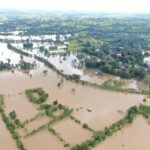 ฝนตกหนัก น้ำยังล้นตลิ่ง ไหลท่วมหนัก ชาวบ้านประสบอุทกภัย นาข้าวจมน้ำ 2 พันไร่