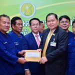 เกษตรกรแห่ให้กำลังใจ รมช.เกษตรฯ ไชยา ให้แก้ปัญหาเกษตรกร