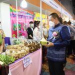 ผู้ว่าฯสงขลา กระตุ้นเศรษฐกิจจัดงาน " OTOP ทั่วไทย ร่วมใจสู่สงขลา"