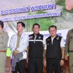 รมว.ธรรมนัส ลงพื้นที่มอบถุงยังชีพผู้ประสบภัยน้ำท่วม จังหวัดขอนแก่น/ร้อยเอ็ด