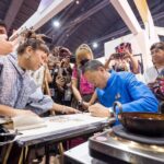 นายกรัฐมนตรีเยี่ยมชมงาน OTOP Midyear 2023