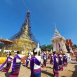 ปลัดกระทรวงวัฒนธรรมร่วมพิธียกช่อดอกไม้ทองคำ