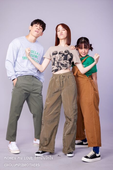 เปิดภาพแรก