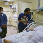 'นายแพทย์ทศพร' รุดเยี่ยมผู้ได้รับบาดเจ็บ เหตุกราดยิงพารากอน