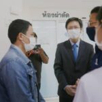 'นายแพทย์ทศพร' รุดเยี่ยมผู้ได้รับบาดเจ็บ เหตุกราดยิงพารากอน