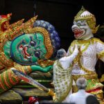 พล.อ.อ.สถิตย์พงษ์ ประธาน พิธีบวงสรวงสักการะสิ่งศักดิ์สิทธิ์ ก่อนแสดงโขน 'กุมภกรรณทดน้ำ'