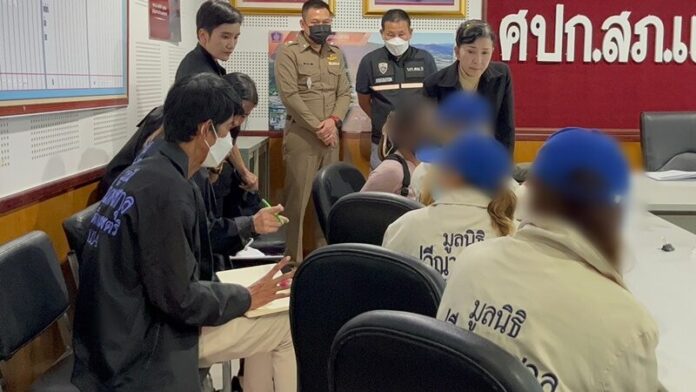 ปวีณา