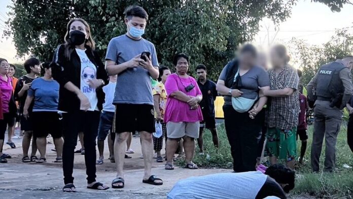 แม่