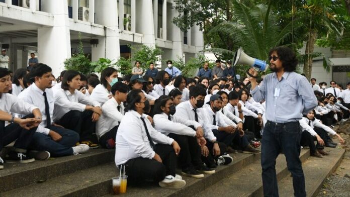 ศิษย์เก่า