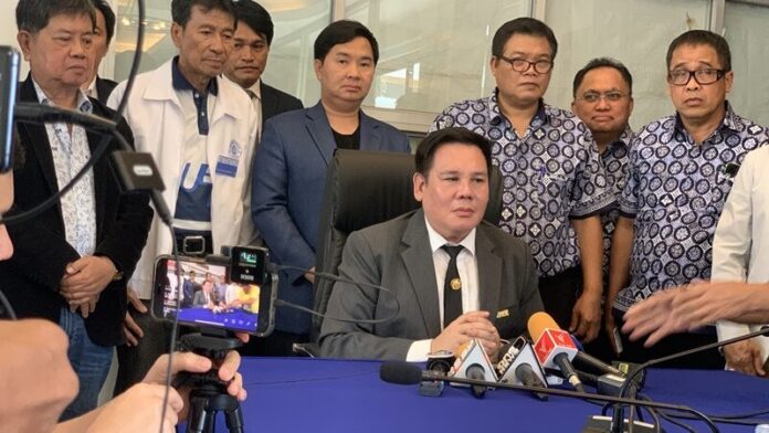 อธิการบดี