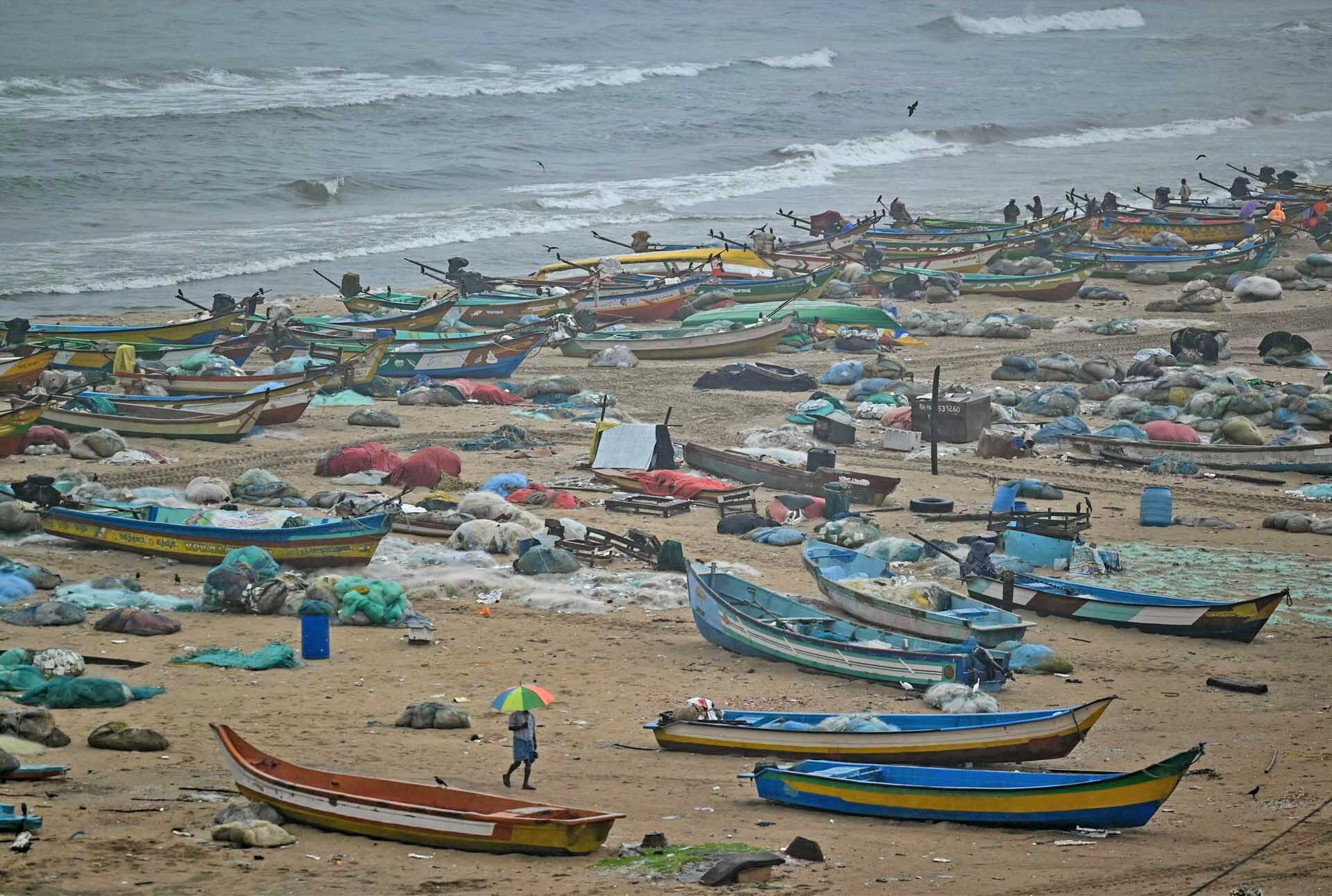 พายุฝนถล่มอินเดีย “ฟ้าผ่าคร่าหมู่” สังเวยแล้ว 24 ราย-ได้รับบาดเจ็บอีกหลายสิบคน