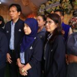 สปส. หอบเงิน 3 แสน เยียวยาผู้ประกันตน ม.33 เหตุทัวร์มรณะ ร่วมไว้อาลัย ครอบครัวผู้เสียชีวิต