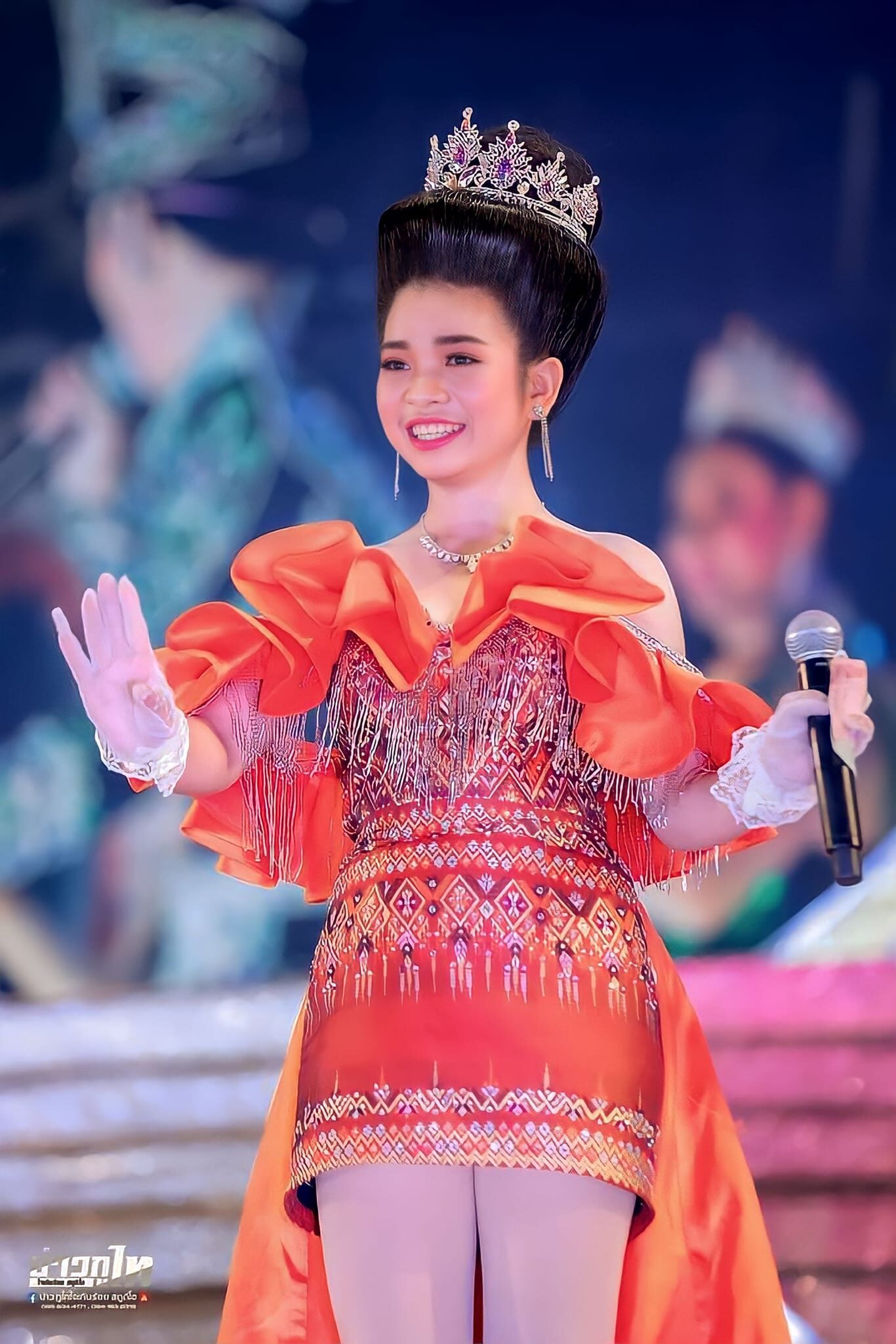 สกู๊ปบันเทิง - ‘อุ๋งอิ๋ง เพชรบ้านแพง’ ยืนหนึ่งซุปตาร์หมอลำวัยใส
