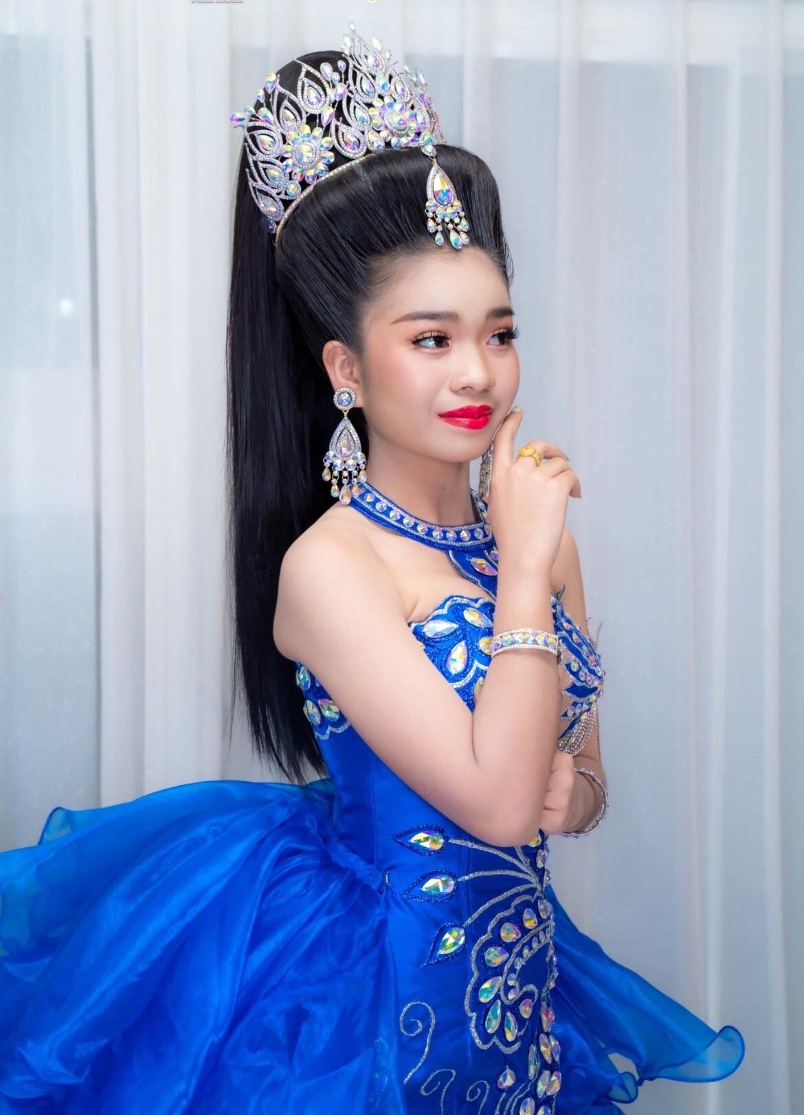 สกู๊ปบันเทิง - ‘อุ๋งอิ๋ง เพชรบ้านแพง’ ยืนหนึ่งซุปตาร์หมอลำวัยใส