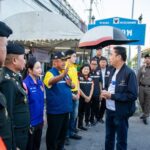 “สุทิน” ตรวจเยี่ยม จุดบริการประชาชน พร้อมให้หน่วยแพทย์ทหารสนับสนุน 24 ชม.
