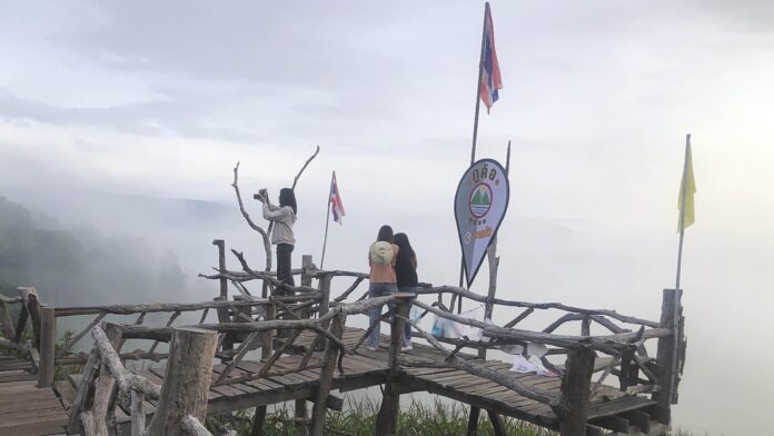 หลากหลาย 