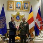 "รมว.สุทิน" เยือนกัมพูชา เยี่ยมคำนับ นายกฯฮุน มาแนต ย้ำความร่วมมือตามแนวชายแดน