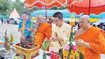 ข่าวสดพระเครื่อง - เหรียญชนะจน‘หลวงปู่ขำ’ สร้างหอระฆังวัดหนองแดง 