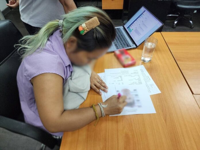 จับ 'เบนซ์ สโนเบล' ลวงสั่งสินค้า หลอกพนง.เติมเงินทรูมันนี่ วอลเล็ต 200 ครั้ง 5 ลวงสั่งสินค้า