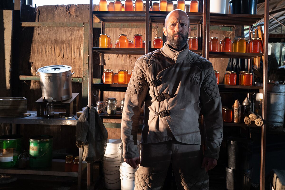 สตาร์ต่างแดน - ‘เจสัน สเตแธม’แอ๊กชั่นตัวพ่อ บู๊ระห่ำสมจริง‘The Beekeeper’