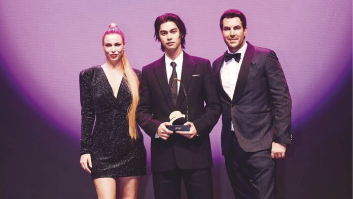 สกู๊ปบันเทิง - ‘ไบร์ท’สนุกเริ่มสิ่งใหม่ ปี2567ยังเดินหน้าไปต่อ