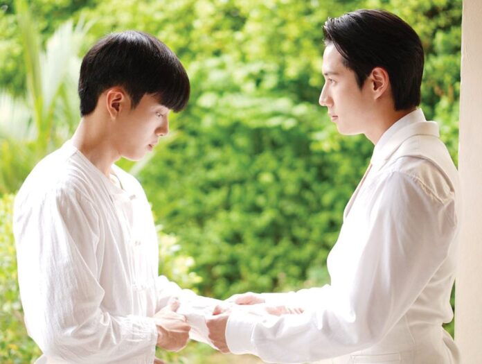 สกู๊ปบันเทิง - ‘ไบร์ท’ฮอต-พลิกเล่นวาย สถานการณ์เปลี่ยนมีแฟนเพิ่ม