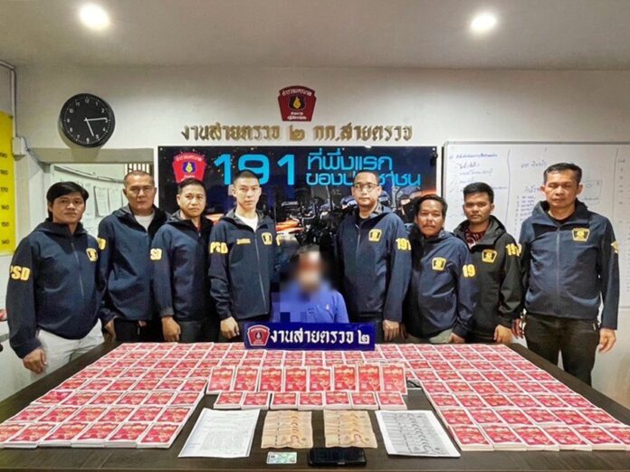 ล่อซื้อกลางห้าง จับไรเดอร์ ลอบ ขายซิมเถื่อน ผ่านเฟซบุ๊ก ของกลางนับพันซิม 6 ล่อซื้อกลางห้าง