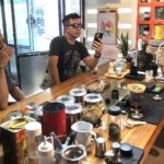 ชิมกาแฟดริปรสชาติเข้มข้น "บ้านเนินสวน" ร้านกาแฟลับๆ ในสวน คอกาแฟตัวจริงห้ามพลาด
