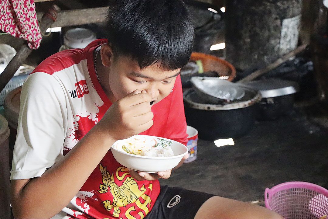 สดจากเยาวชน - น้ำใจหลั่งไหลรุดช่วย น้องภูมิขอข้าวพอเพียง
