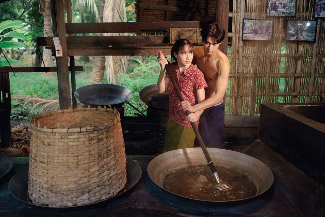 สกู๊ปบันเทิง - ‘ออกัส-น้ำฟ้า’สาดความฟิน จับคู่จิ้น‘รักท่วมทุ่ง’ย้อนยุคฟีลกู๊ด 