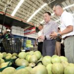 ผอ.องค์การอาหารและเกษตรแห่งสหประชาชาติ เยี่ยมชมตลาดไท