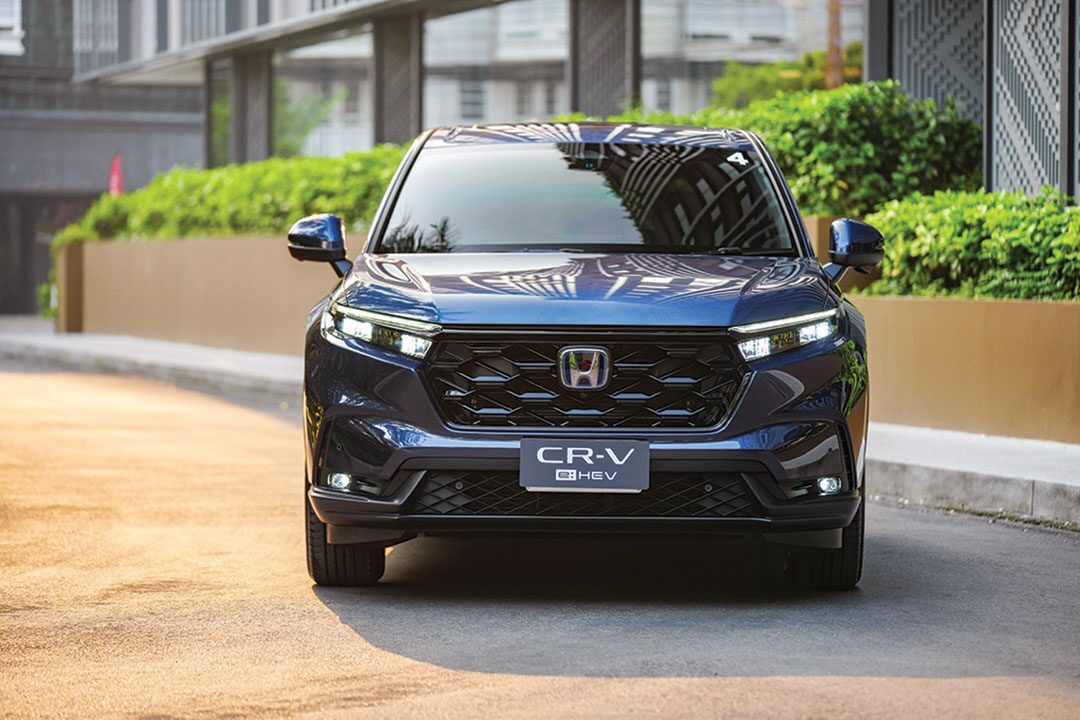 ข่าวสดหลากหลาย - ซัดกันยาวๆกับคาร์ออฟเดอะเยียร์ ฮอนด้า‘CR-V’ไฮบริดแรงจัดประหยัดได้ใจ