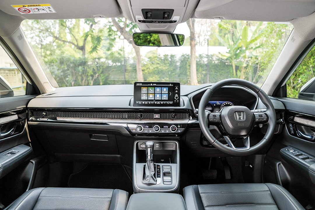 ข่าวสดหลากหลาย - ซัดกันยาวๆกับคาร์ออฟเดอะเยียร์ ฮอนด้า‘CR-V’ไฮบริดแรงจัดประหยัดได้ใจ