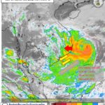 อุตุฯใต้ เตือน 4 จังหวัด มรสุมแรงปกคลุมอ่าวไทย เกิดฝนหนักมาก คลื่นสูง 3 ม. เรือเล็กงดออกฝั่ง
