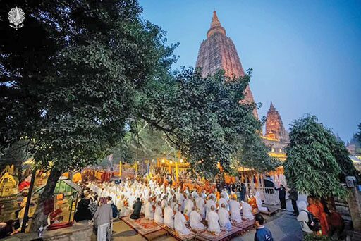 ข่าวสดพระเครื่อง - บวชหมู่มหาวชิราโพธิรุ่น 1 ถวายราชกุศล‘72 พรรษา’