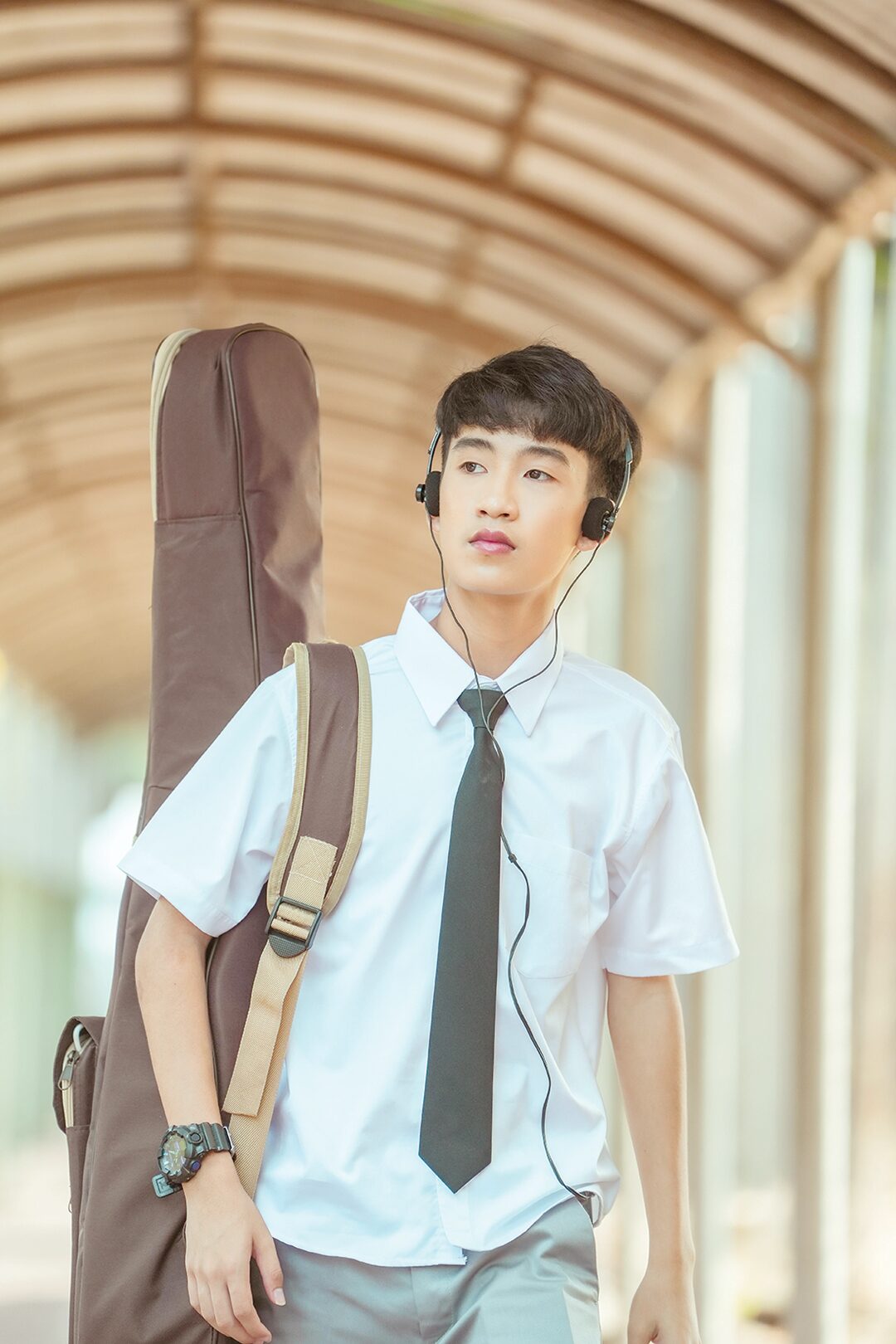 จับกระแสลูกทุ่ง - ‘แทนไท’ท้าทายสไตล์ใหม่ ‘ตัวตึงคนเหงา’ร้องแนวR&B