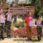 อุทยานฯลำคลองงู ส่งกองร้อยน้ำหวาน ปฏิบัติการเชิงรุก ลุยเคาะประตูบ้านรณรงค์หยุดเผาป่า