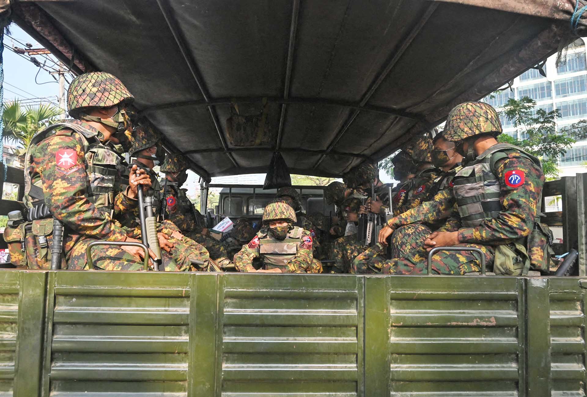 เมียนมาบังคับใช้กฎหมาย “ชายหญิงทุกคน” อายุ 18-35 ปีต้องเกณฑ์