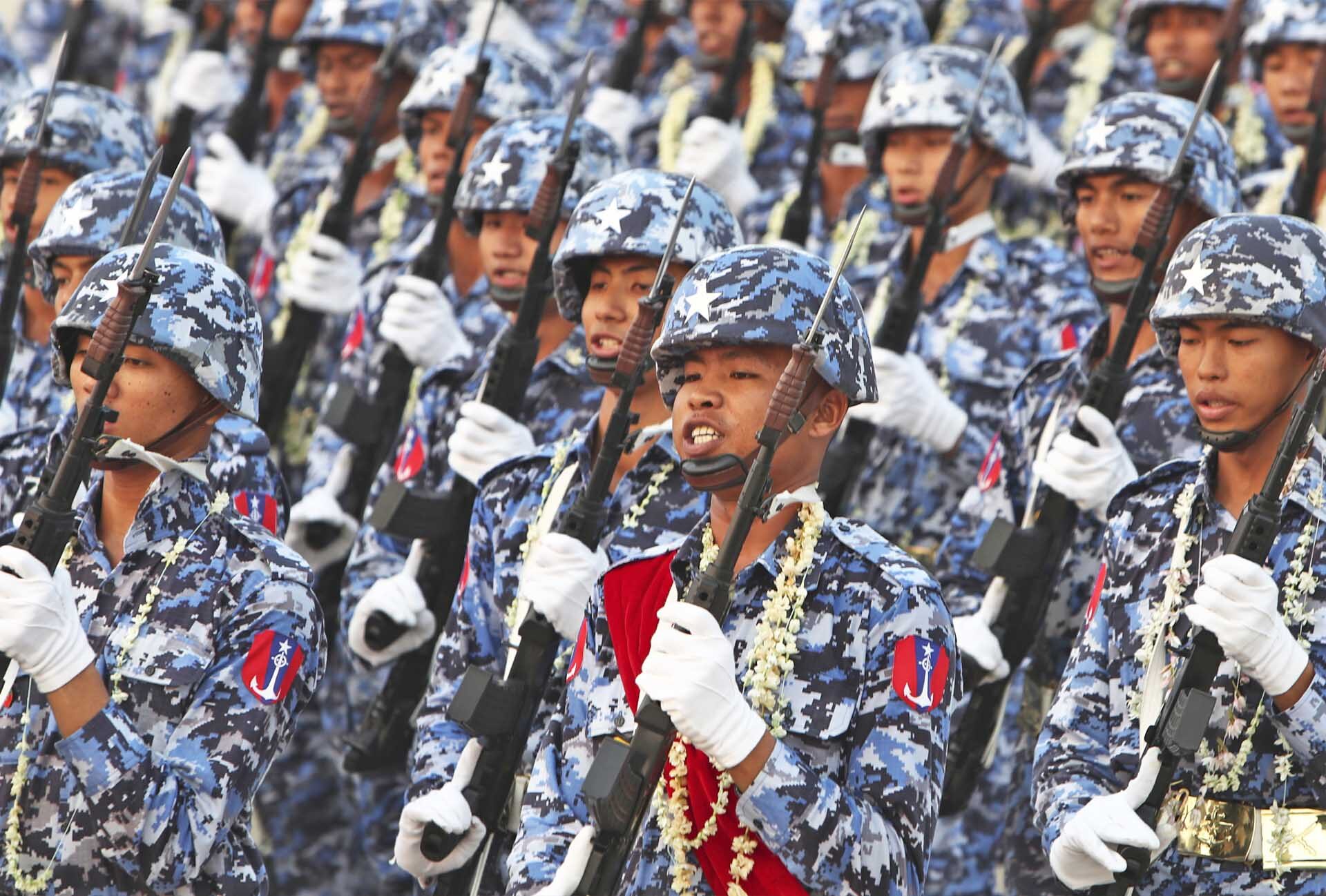 เมียนมาบังคับใช้กฎหมาย “ชายหญิงทุกคน” อายุ 18-35 ปีต้องเกณฑ์ทหาร 2 ปี
