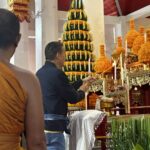 นายกฯ สักการะพระธาตุเชิงชุม เพื่อความเป็นสิริมงคล ก่อนลุยงานทั้งวัน จ.สกลนคร
