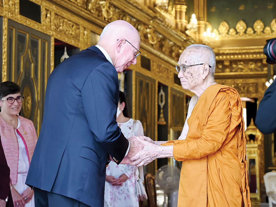 ข่าวสดพระเครื่อง - เข้าเฝ้าสมเด็จพระสังฆราช ผู้สำเร็จราชการฯออสเตรเลียปีติ