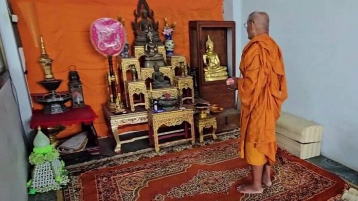 กุฏิ