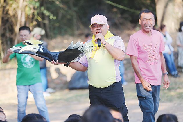 สดจากเยาวชน