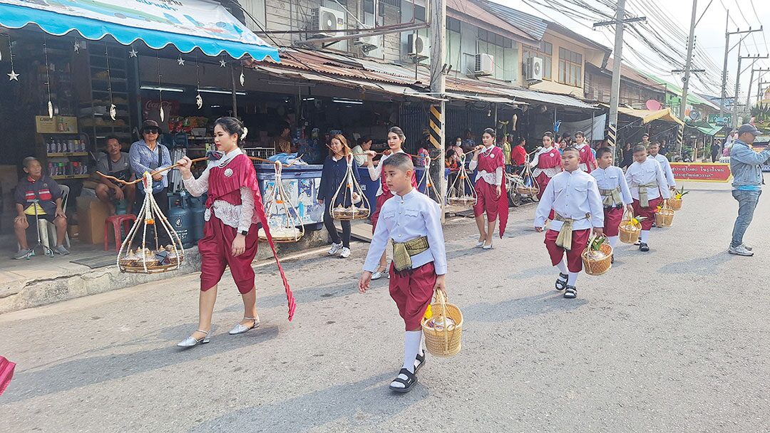 สดจากเยาวชน - แห่นาคบุญเดือนสาม สืบสานวิถีชาวอู่ไท