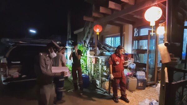 แมลงวันบินว่อน กลิ่นเหม็นคลุ้ง วิศวกร นอนเสียชีวิตขึ้นอืดในบ้าน 3 วันเพิ่งรู้ เผยนาทีช็อก เห็นแอร์-ทีวีเปิดอยู่ ผ่านไปอีกวันกลับมาดู
