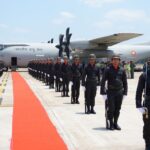 พุทธศาสนิกชนส่งเสด็จแน่นสนามบิน อัญเชิญพระบรมสารีริกธาตุ พระอรหันตธาตุ กลับสู่กรุงเดลี